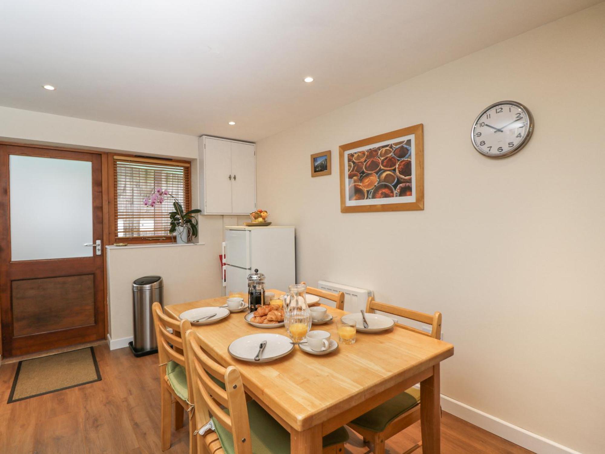 Roan Cottage Lydiard Millicent Buitenkant foto